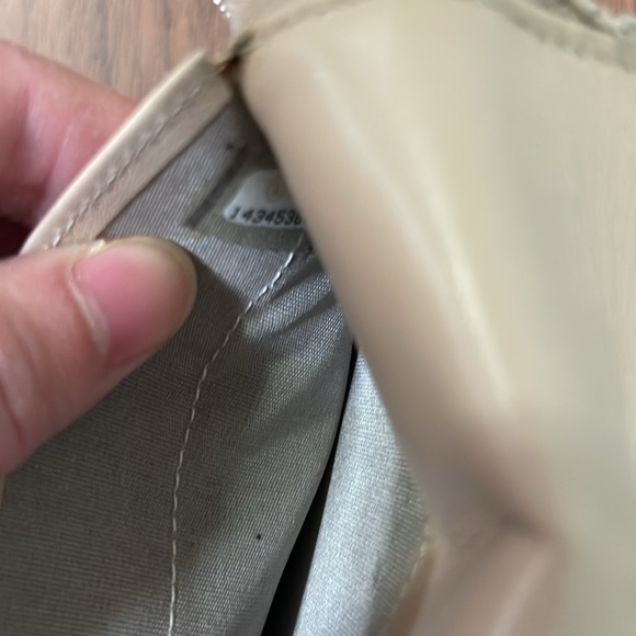 Chanel Long Zippy Wallet - Picture 8 of 12